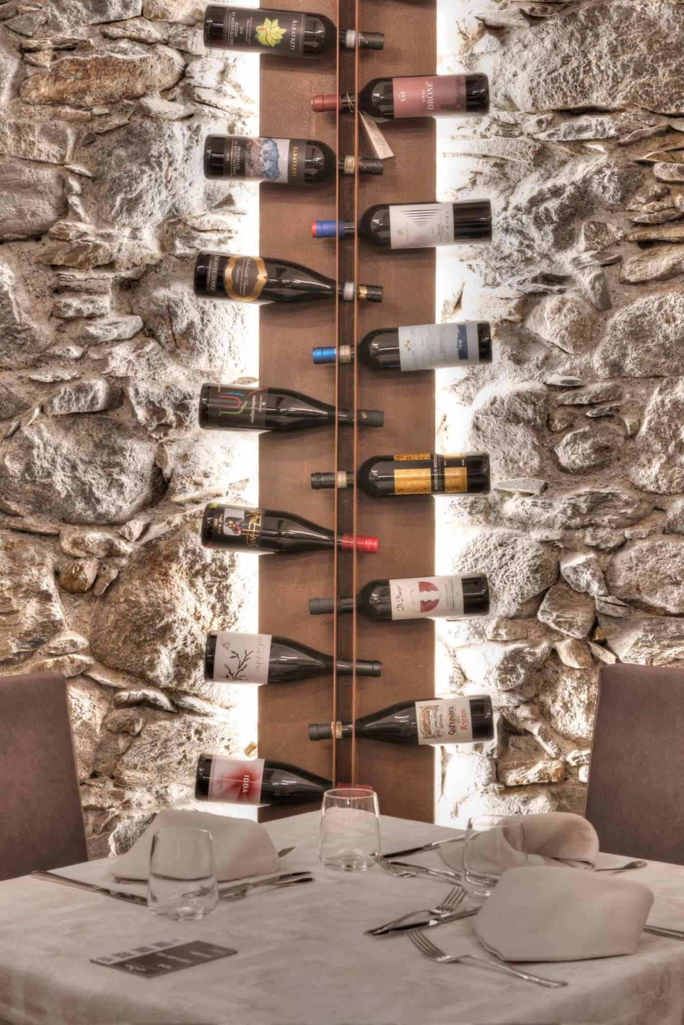 Wine Hotel San Carlo - Relais & Spa - Boutique Hotel Chiuro Exterior photo